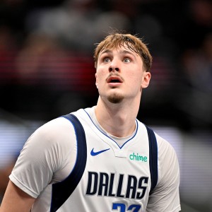 leyu公司-19岁84天！弗拉格单场至少25分10助5板 历史第二年轻&amp;仅次詹姆斯